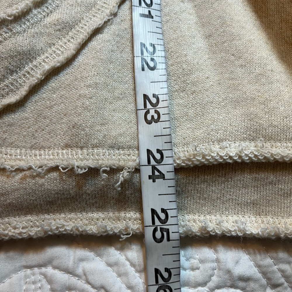 MAUI Floral Heart Island Hooded Pullover - Raw Hem, Cream, size Large - Picture 10 of 11